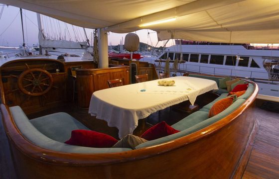 Sailing yacht Gulet Serenad 29m