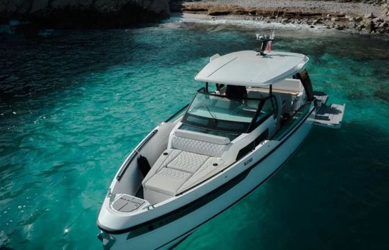 Motor yacht Saxdor 320 GTO 500hp
