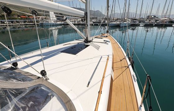 Sailboat HANSE 415 12.4m