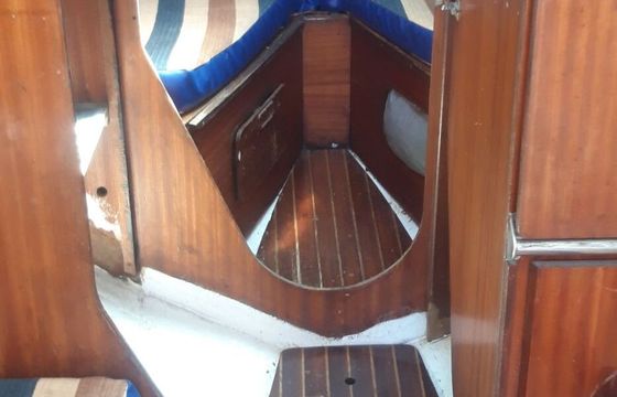 Sailboat Mallard sloop 8.5m