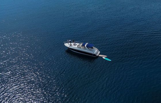 Motorboat Princess V42 520hp