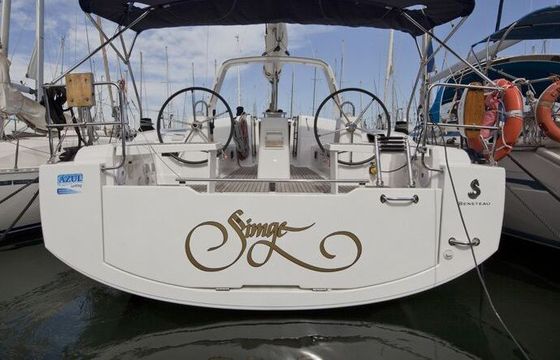 Sailboat BENETEAU OCEANIS 38 11.5m