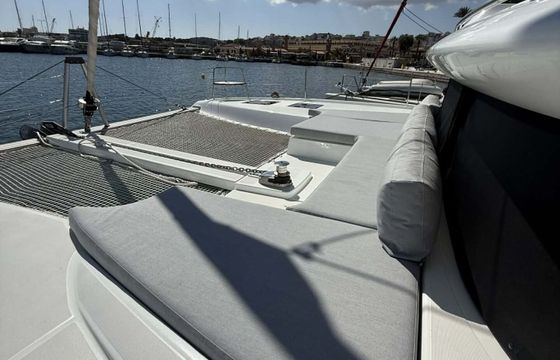 Catamaran Lagoon 43 13m