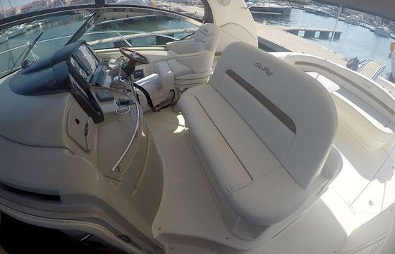 Motorboat SEA RAY 455 956hp