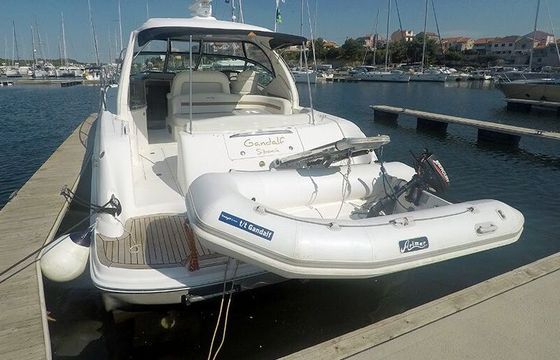 Motorboat SEA RAY 455 956hp