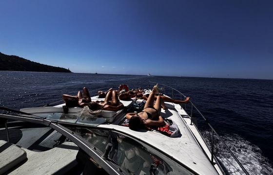Motorboat SEE RAY 420 800hp