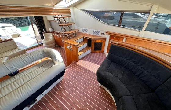 Motor yacht Sunseeker 64 Manhattan 1500hp