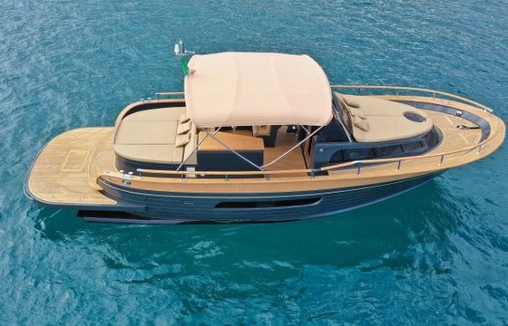 Motorboat NEW YACHT POSITANO 38' 740hp