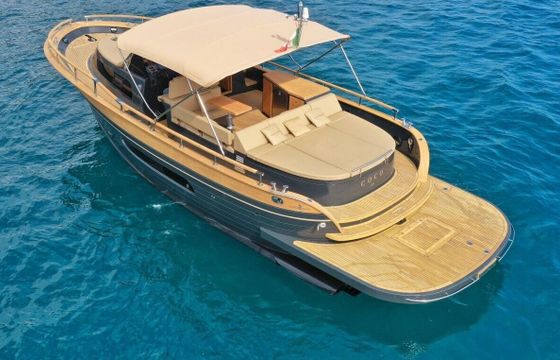 Motorboat NEW YACHT POSITANO 38' 740hp