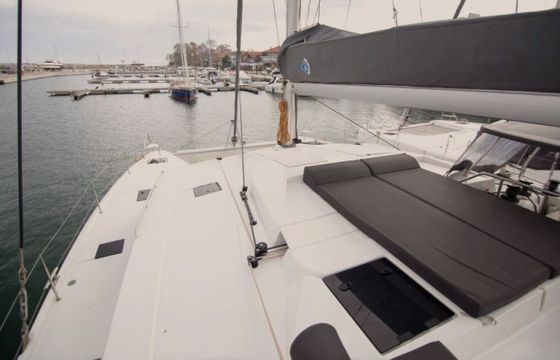 Catamaran Fountaine Pajot 45 13.45m