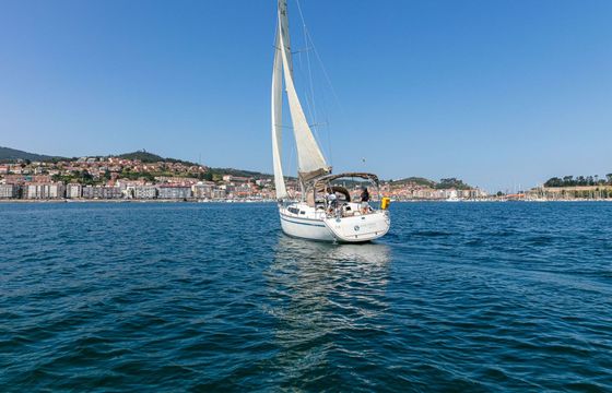 Sailboat Bavaria 34 Cruiser 9.99m