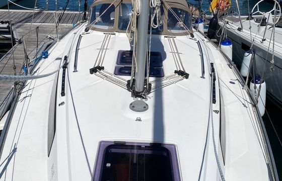 Sailboat Bavaria 34 Cruiser 9.99m