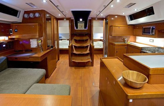 Sailboat BENETEAU OCEANIS 55 16.78m