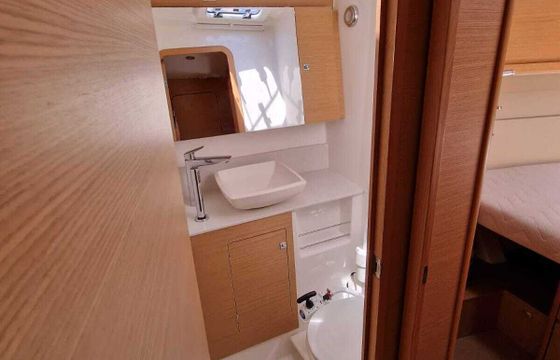 Sailboat DUFOUR 520 GL 15.2m