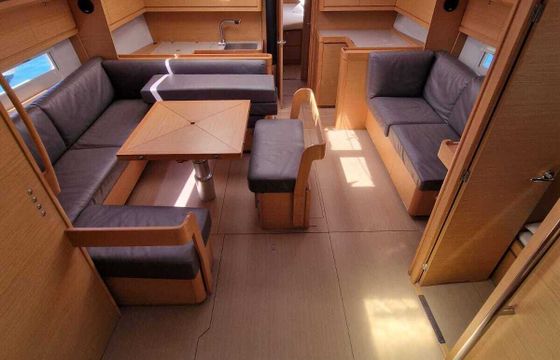 Sailboat DUFOUR 520 GL 15.2m