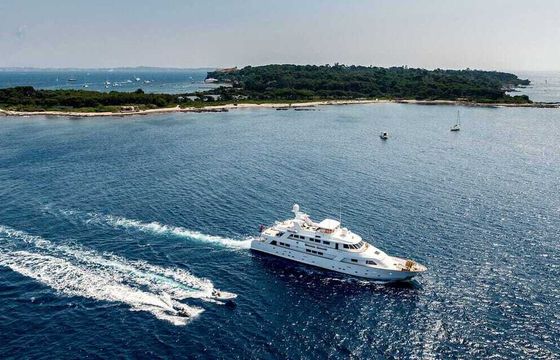 Motor yacht Rossato 130 1850hp