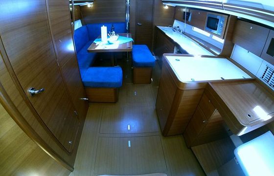 Sailboat DUFOUR 375 Grand Large 11m