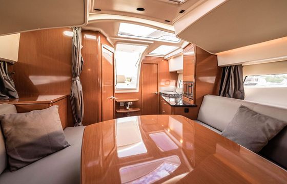 Motorboat Cristal Sea Madeira Leader 9 400hp