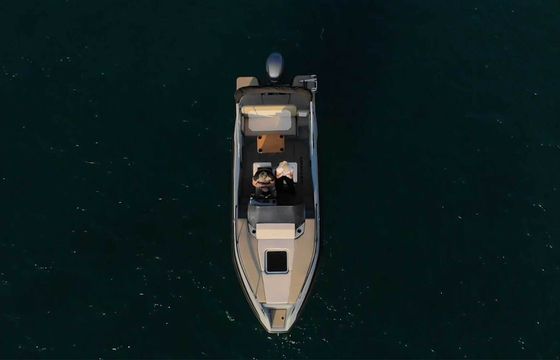 Motorboat Azzara 67s 200hp