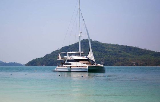 Catamaran Custom Blue Lagoon 21.3m