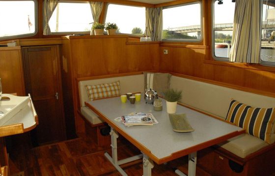 Houseboat Delos 1430 170hp