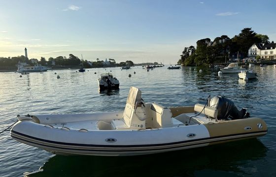 RIB Zodiac Medline 750 250hp