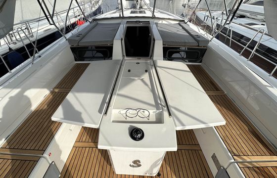 Sailboat Bénéteau Oceanis 51.1 - 5 + 1 cab. 15m