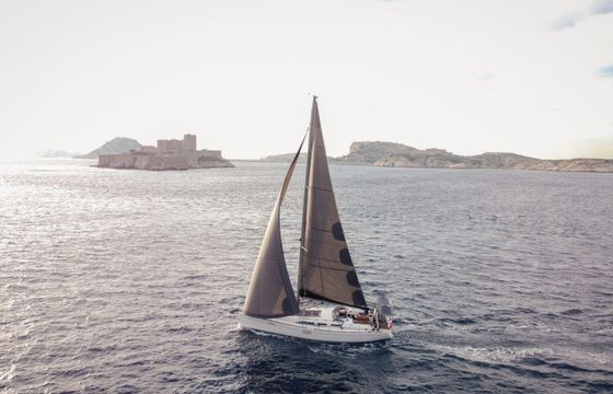 Sailboat Dufour 40e Performance 12m