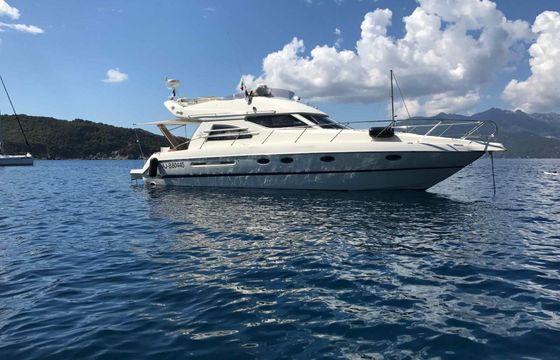 Motorboat CRANCHI 40 750hp