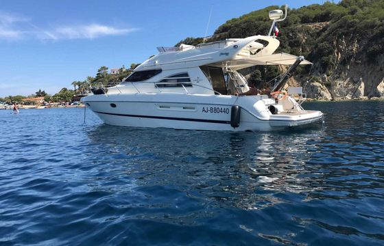Motorboat CRANCHI 40 750hp