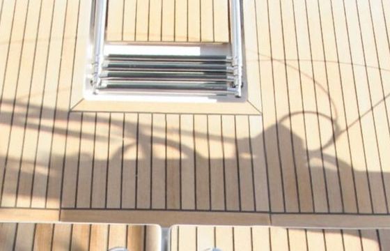 Sailboat Jeanneau Sun Odyssey 410 12.99m