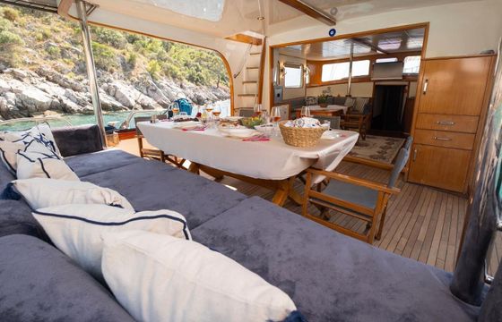 Gulet Luxury Gulet with a capacity of 6 people 2011 19m