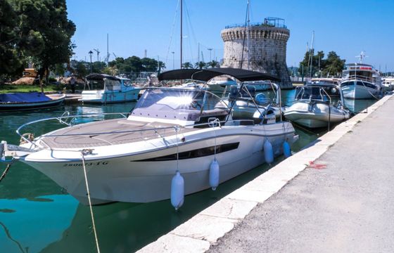 Motorboat ATLANTIC MARINE SUN CRUISER 730 SUN CRUISER 730 250hp