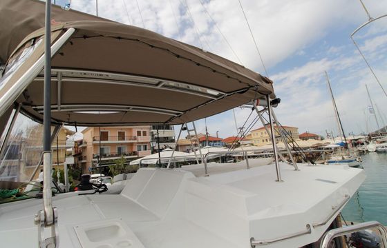 Catamaran Catana Group Bali 4.2 - 4 + 2 cab. 12.85m