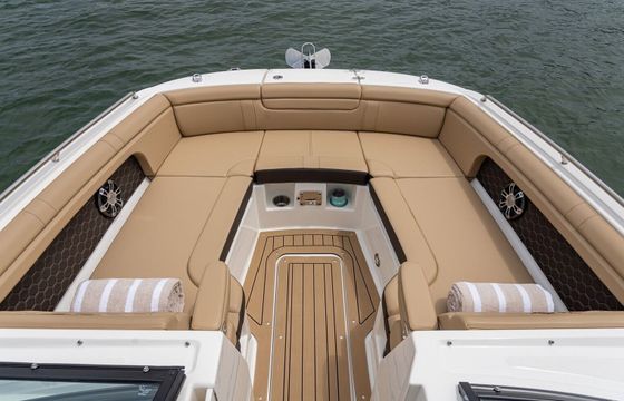 Motorboat Sea Ray 290sdx 350hp
