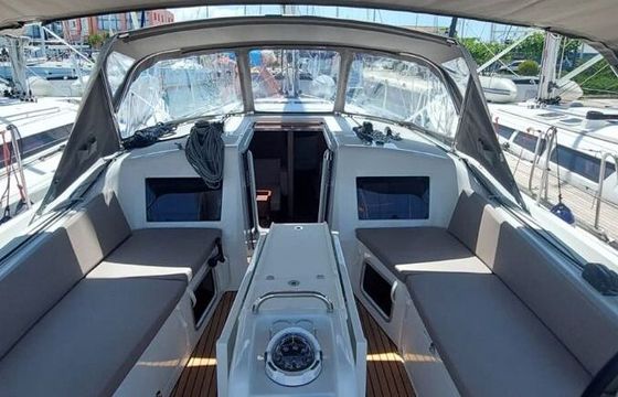 Sailboat Jeanneau Sun Odyssey 410 - 3 cab. 12.35m