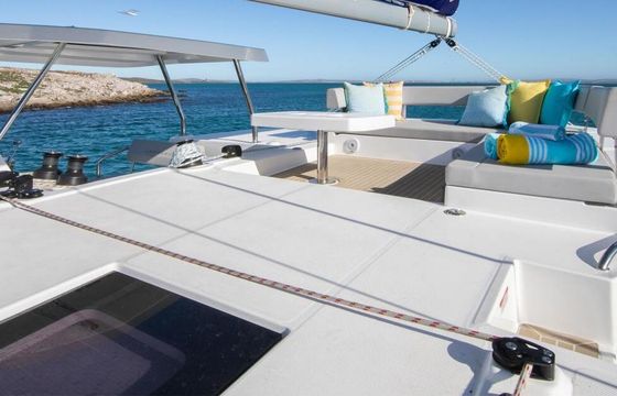 Catamaran Moorings 4200/3/3 12m