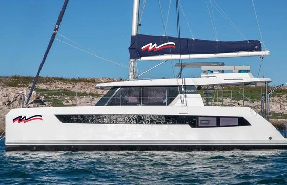 Catamaran Moorings 4200/3/3 12m
