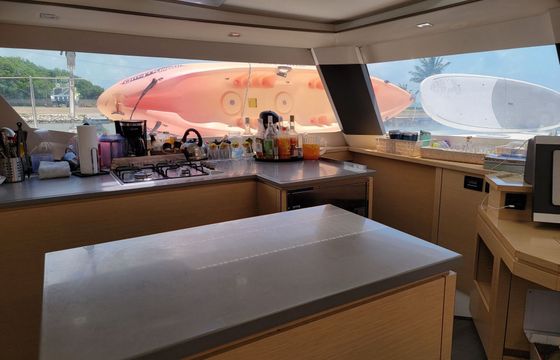 Catamaran Fountaine Pajot Saba 50 15.24m