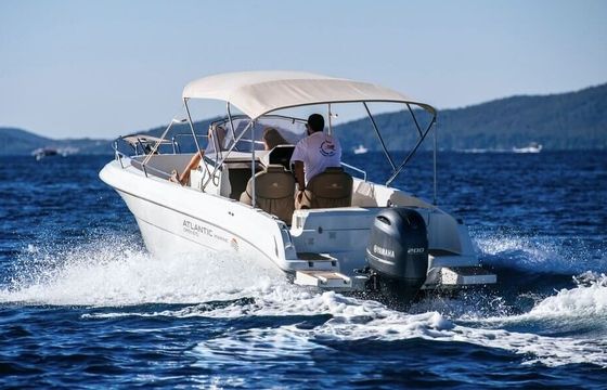 Motorboat Atlantic Marine Atlantic Marine 670 open 200hp