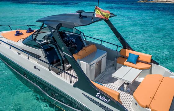 Motorboat Fim 340 Regina 500hp