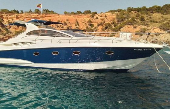 Motorboat Astondoa 40 open 839hp