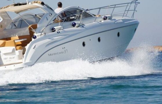 Motorboat Jeanneau Montecarlo 460hp