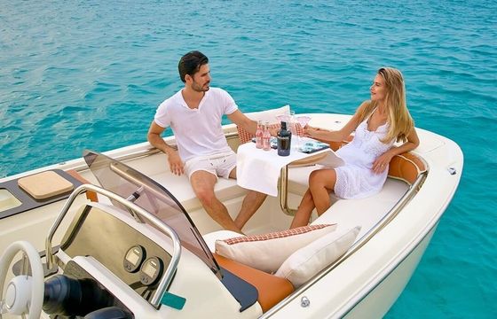 Motorboat CAPOFORTE INVICTUS 200SX 115hp