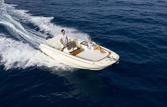 Motorboat CAPOFORTE INVICTUS 200SX 115hp