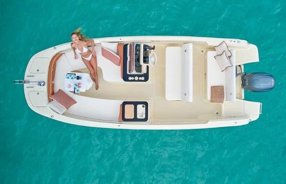 Motorboat CAPOFORTE INVICTUS 200SX 115hp