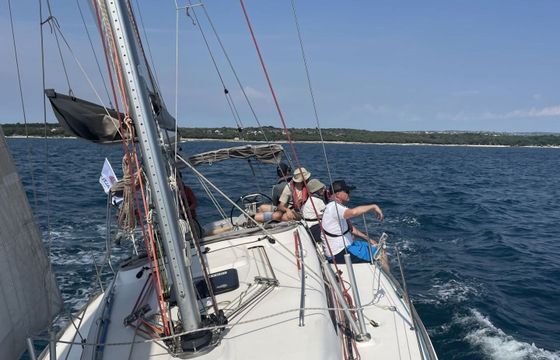 Sailboat Salona 38 11.5m