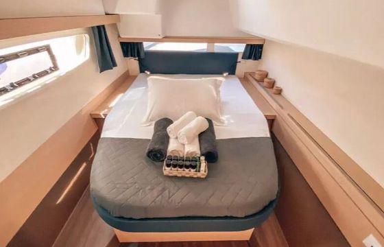 Catamaran Lucia 40 11m