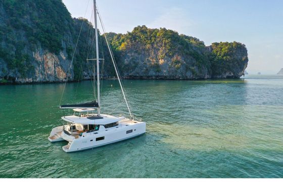 Catamaran Lagoon 42 Millenium 12m
