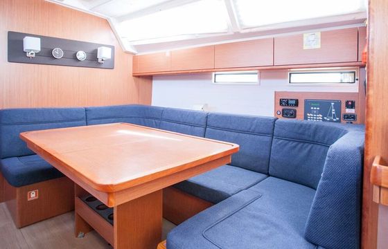 Sailboat BAVARIA CRUISER 46 14.27m